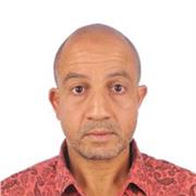 technicien médical ou professeur en chimie